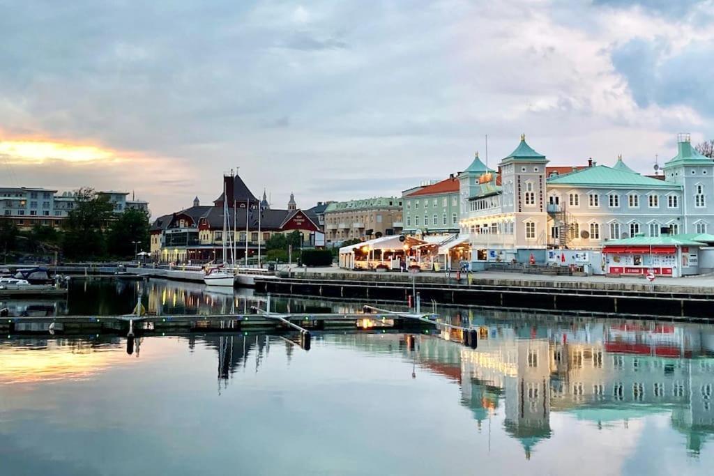 Cozy Apartment In The City Center Of Strömstad Dış mekan fotoğraf